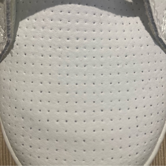 FILA Sz 9 Soft Action Leather Memory Foam Insole CoolMax  Lace Up Sneakers - Picture 9 of 12